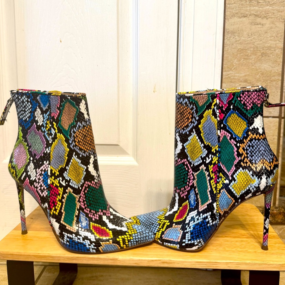Steve Madden Valiant Multi-Colored Snake Pointed Toe Ankle Boots